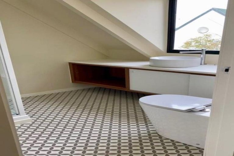 Photo of property in 13/12 Shrewsbury Street, Merivale, Christchurch, 8014