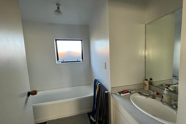 Photo of property in 3/96 Wakefield Street, Alicetown, Lower Hutt, 5010