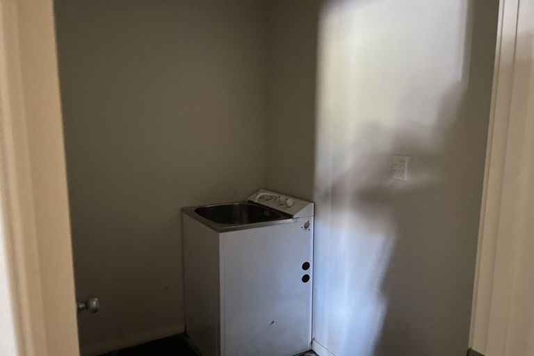 Photo of property in 2 Byblos Place, The Gardens, Auckland, 2105