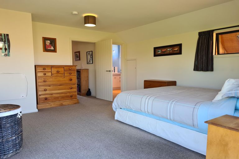 Photo of property in 1 Sams Place, Lake Tekapo, 7999
