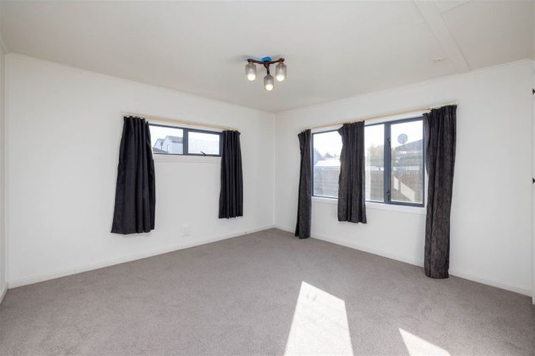 Photo of property in 2/25 Cross Street, Phillipstown, Christchurch, 8011