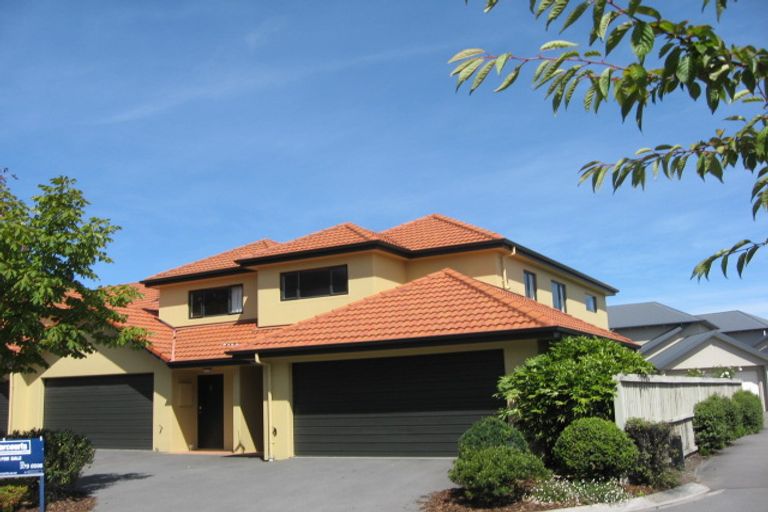 Photo of property in 11 Parade Court, Addington, Christchurch, 8024
