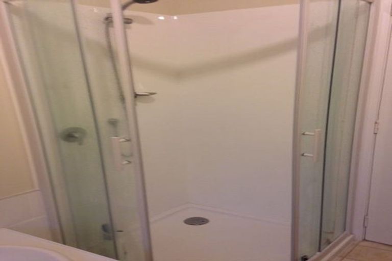 Photo of property in 67 Allington Road, Karori, Wellington, 6012