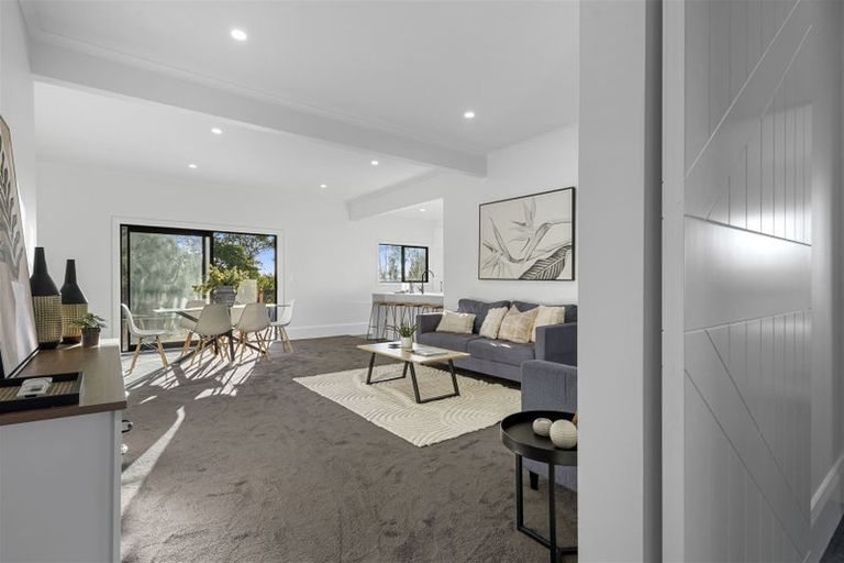 Photo of property in 12 Dyers Pass Road, Cashmere, Christchurch, 8022