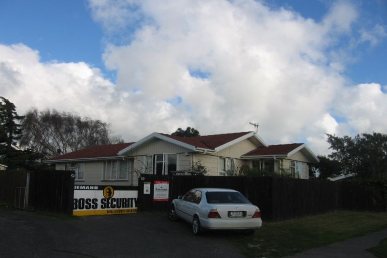 Photo of property in 25 Otaki Place, Westbrook, Palmerston North, 4412