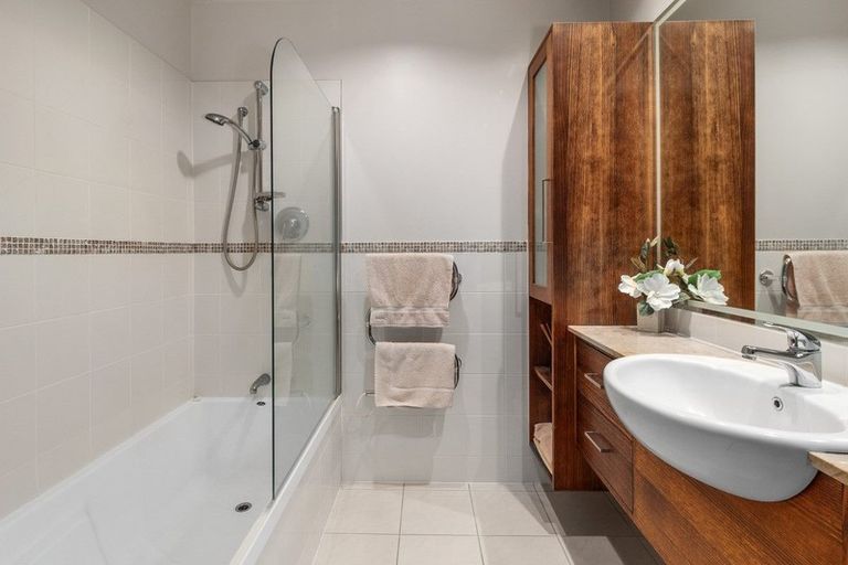 Photo of property in 5/29 Third Avenue, Tauranga, 3110