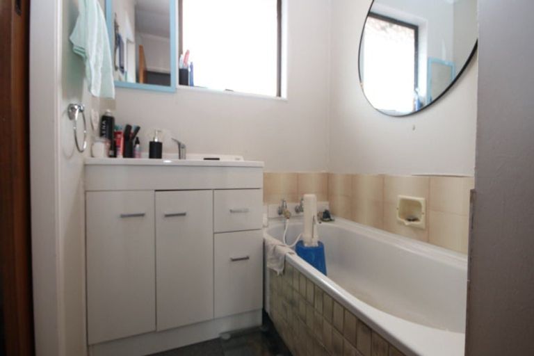 Photo of property in 90 Dunbeath Crescent, Kew, Invercargill, 9812