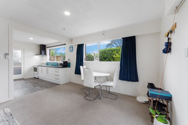 Photo of property in 3/127 Lemon Street, New Plymouth, 4312