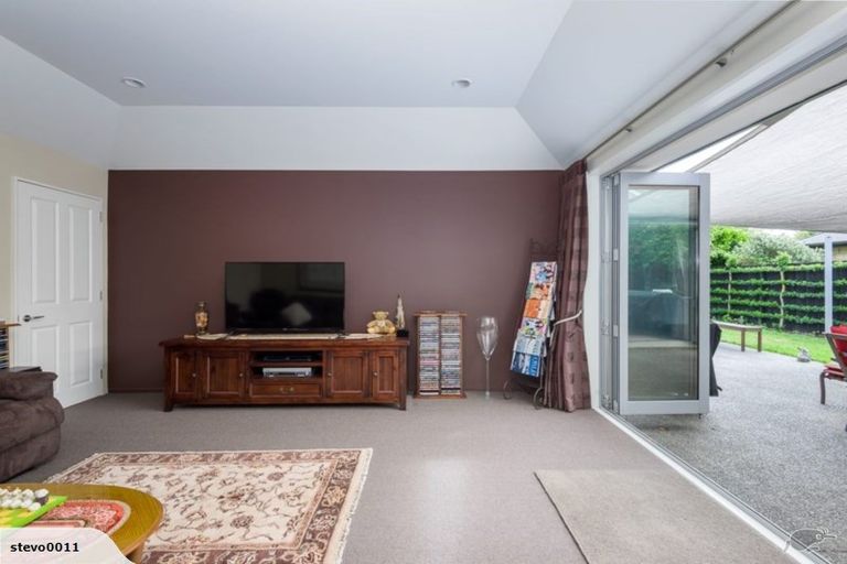 Photo of property in 7 Cairnbrae Drive, Prebbleton, 7604