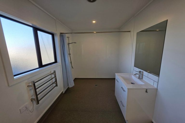 Photo of property in 27a Hinemoa Street, Levin, 5510