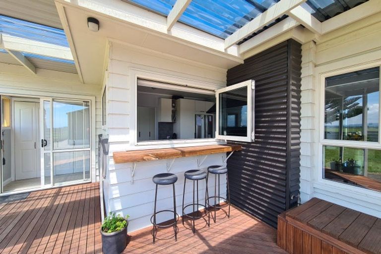 Photo of property in 3636 South Road, Opunake, 4682