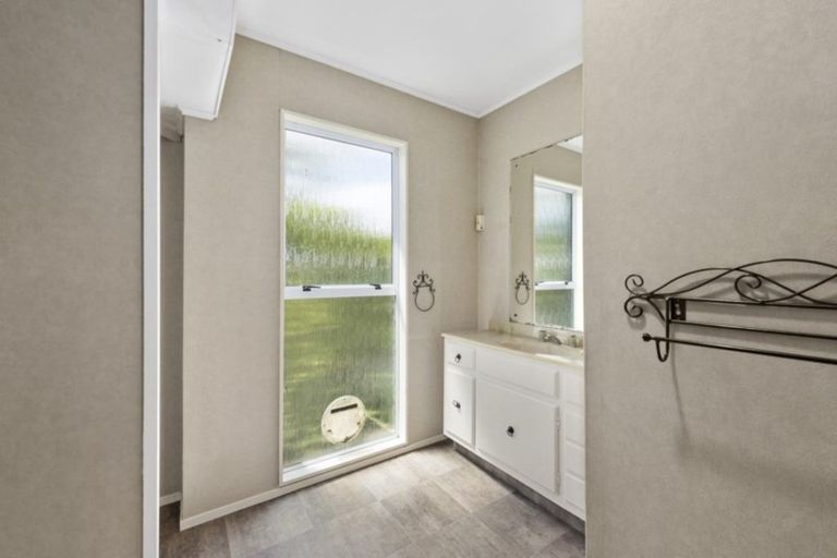 Photo of property in 9 Radiata Grove, Brown Owl, Upper Hutt, 5018