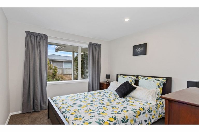 Photo of property in 324 Yaldhurst Road, Avonhead, Christchurch, 8042