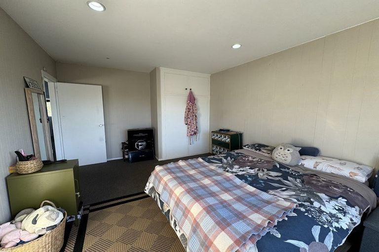 Photo of property in 4/107 Holly Road, St Albans, Christchurch, 8014