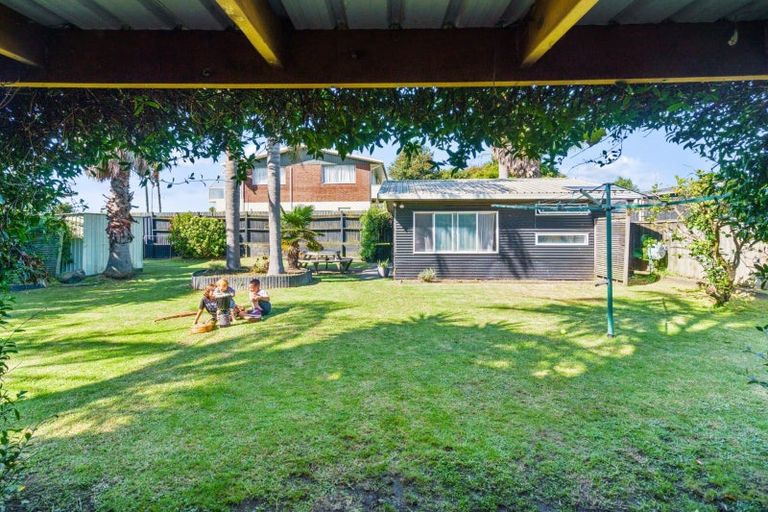 Photo of property in 570b Papamoa Beach Road, Papamoa Beach, Papamoa, 3118