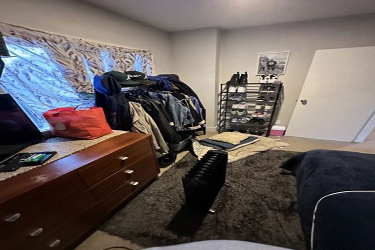 Photo of property in 6 Minton Place, Manurewa, Auckland, 2102