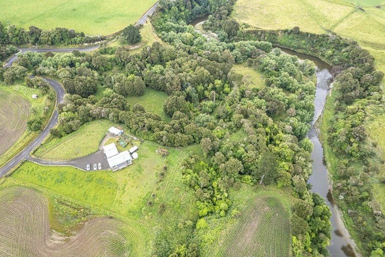 Photo of property in 1597 Turakina Valley Road, Marton, Whanganui, 4581