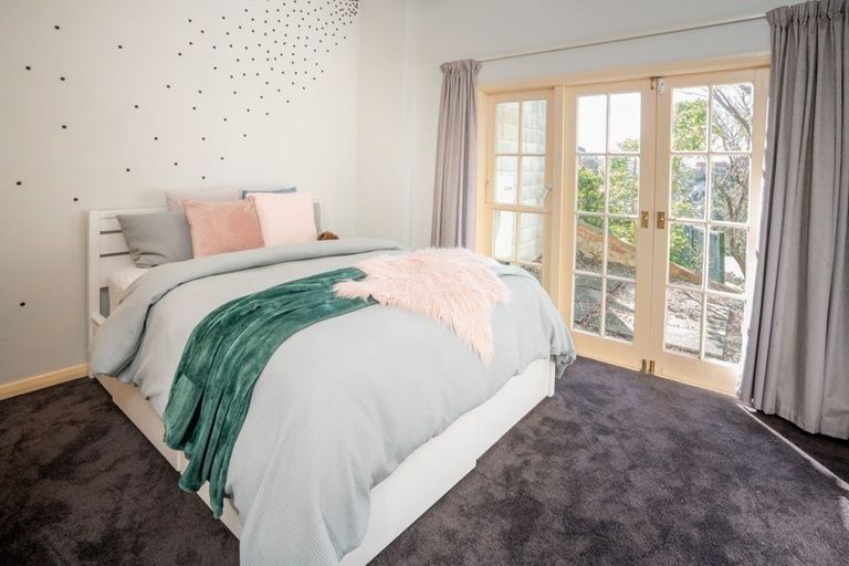 Photo of property in 8 Liffey Crescent, Island Bay, Wellington, 6023