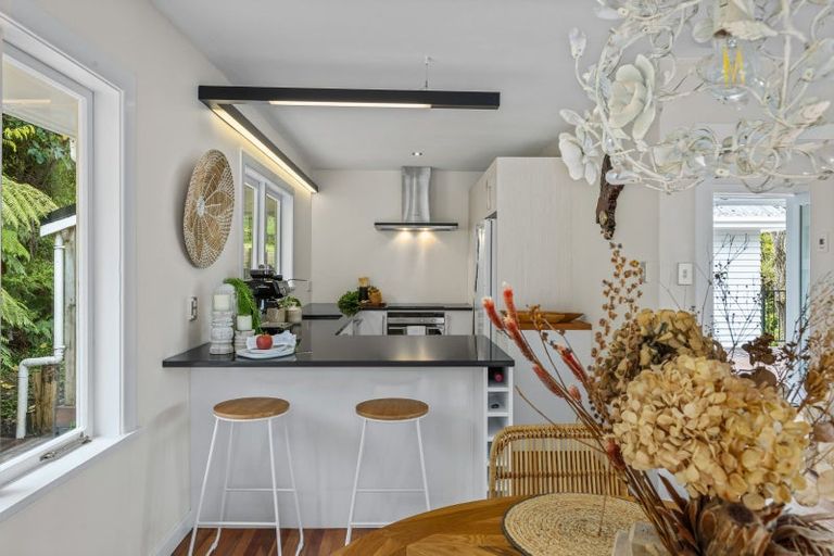 Photo of property in 59 Pinchgut Road, Kaukapakapa, 0873