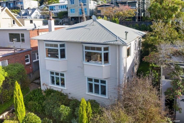 Photo of property in 20 Barton Terrace, Thorndon, Wellington, 6011
