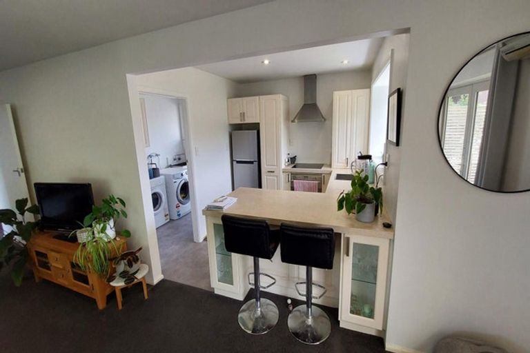 Photo of property in 2/29 Delaware Crescent, Russley, Christchurch, 8042