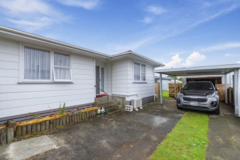 Photo of property in 18 Tarapunga Place, Tokoroa, 3420