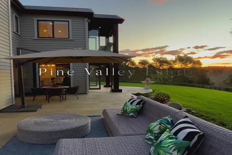 Photo of property in 388 Pine Valley Road, Dairy Flat, Silverdale, 0992