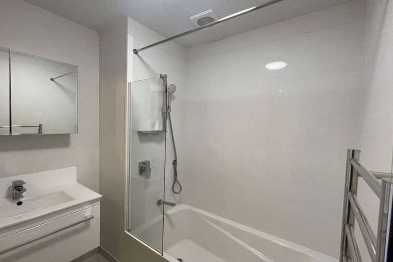 Photo of property in Vedado Apartments, 302/41 Hopper Street, Mount Cook, Wellington, 6011