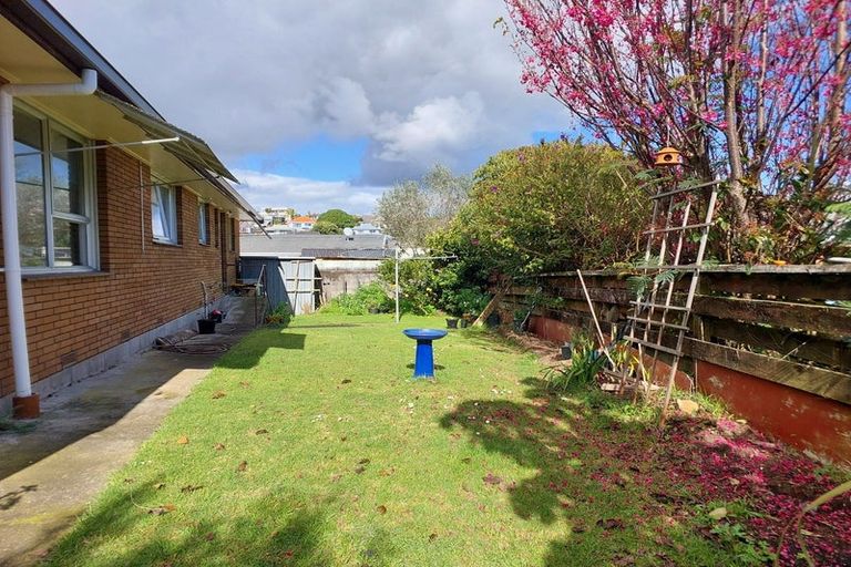 Photo of property in 17b Tupaea Place, Otumoetai, Tauranga, 3110