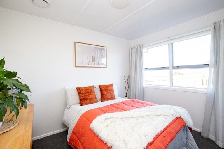 Photo of property in 71 Pipiroa Road, Ngatea, 3503