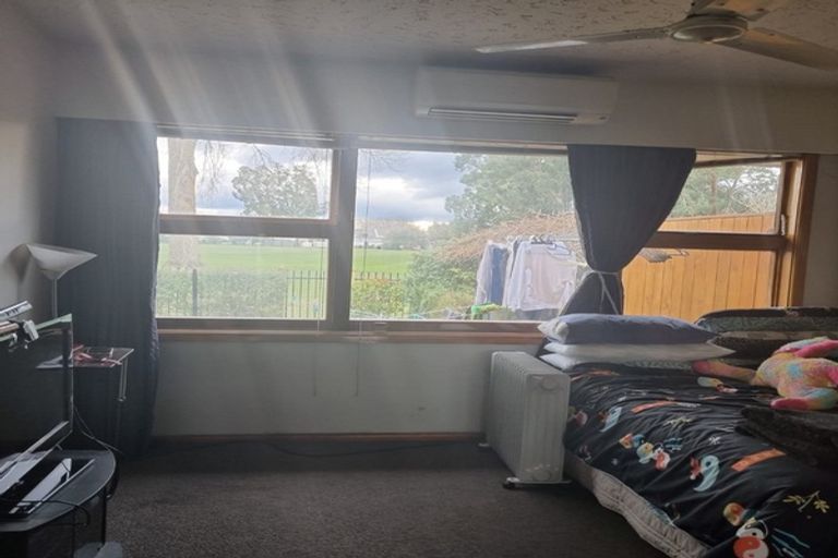 Photo of property in 3a Farnham Place, Ilam, Christchurch, 8041