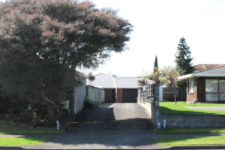 Photo of property in 162a Heta Road, Highlands Park, New Plymouth, 4312