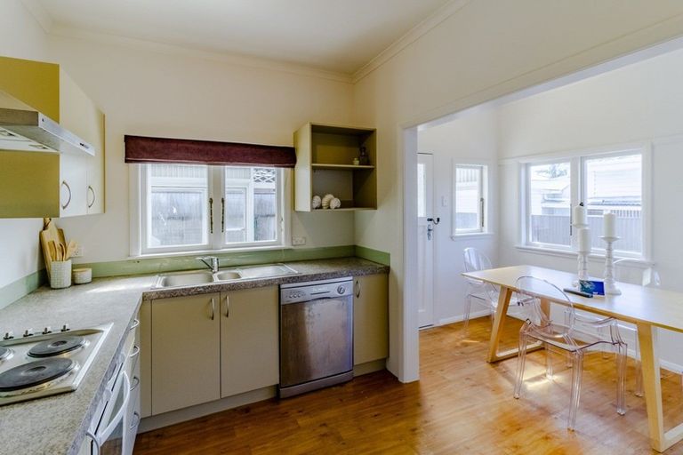 Photo of property in 19 Flanders Avenue, Onekawa, Napier, 4110