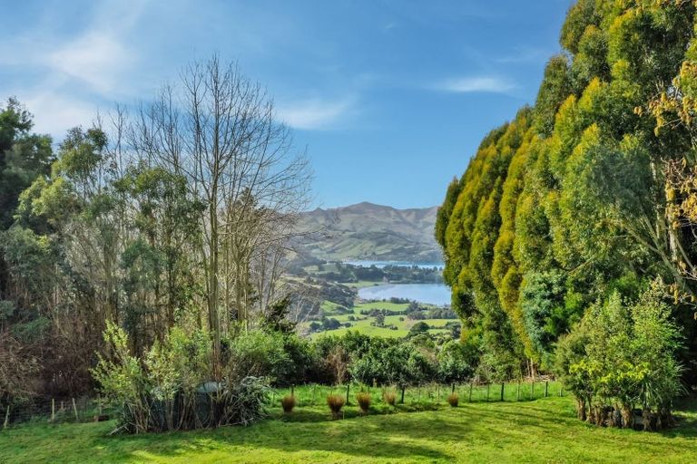 Photo of property in 5518 Christchurch Akaroa Road, French Farm, 7582