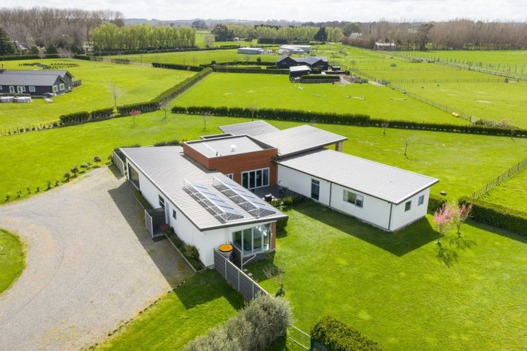 Photo of property in 171 Oroua Road, Kairanga, Palmerston North, 4475