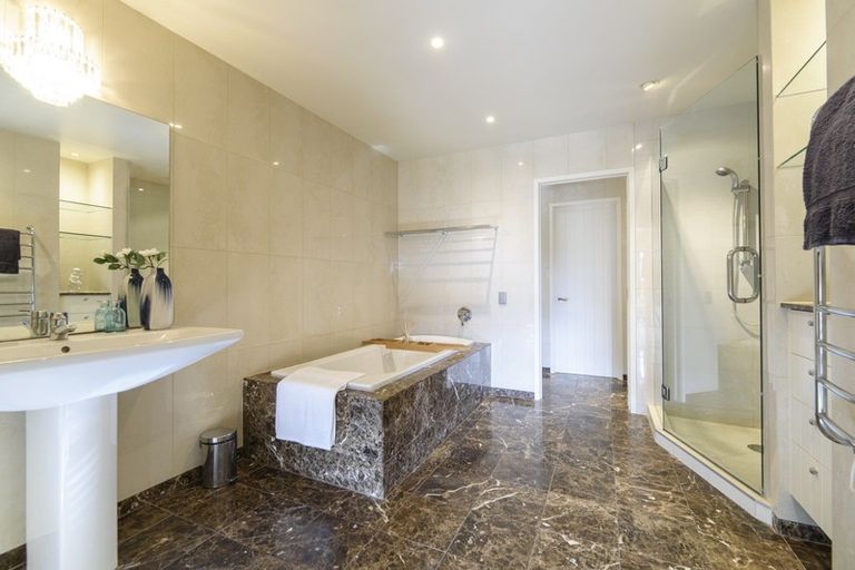 Photo of property in 21 Messenger Road, Stillwater, Silverdale, 0993