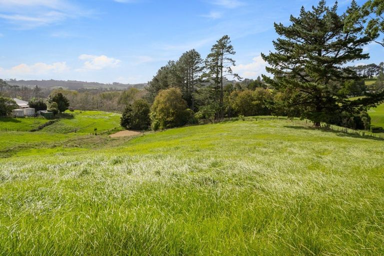 Photo of property in 730 Horseshoe Bush Road, Waitoki, 0871