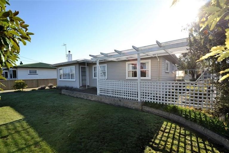 Photo of property in 2 Chisnall Street, Richmond, 7020