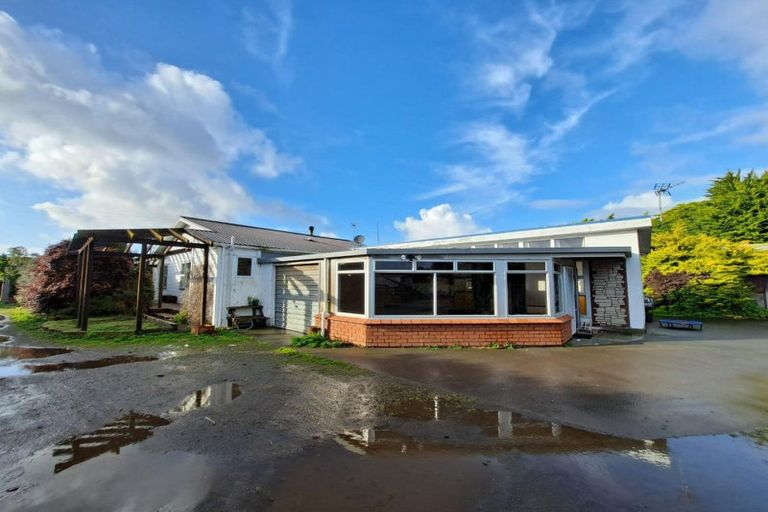 Photo of property in 331 Waihi Road, Hawera, 4673