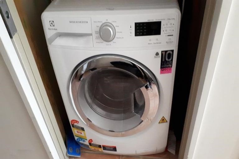 Photo of property in Atrium Towers, 7j/154 The Terrace, Wellington Central, Wellington, 6011