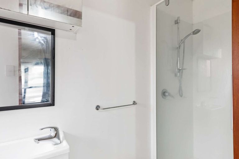 Photo of property in 2/22 Calvert Avenue, Mangere East, Auckland, 2024