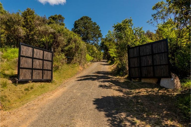 Photo of property in 180 Silverstream Falls Row, Whenuakite, Whitianga, 3591