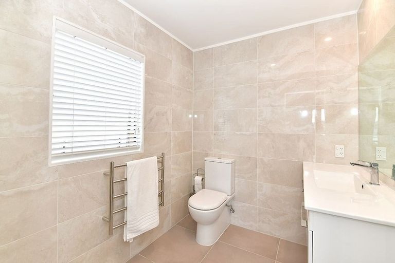 Photo of property in 47 Shuttleworth Place, Manly, Whangaparaoa, 0930