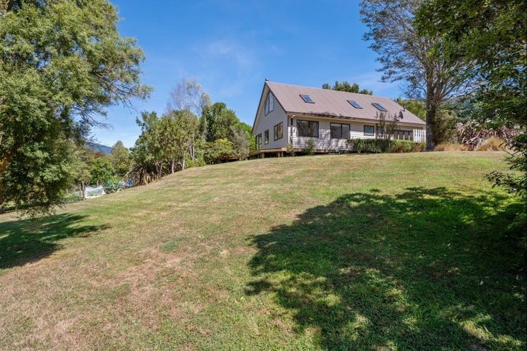 Photo of property in 28 Lady Cobham Grove, Anakiwa, Picton, 7281