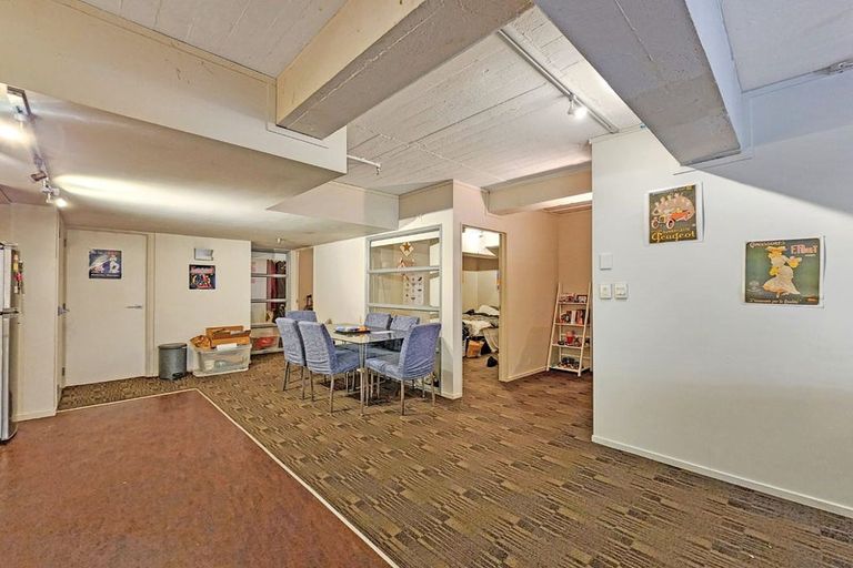 Photo of property in Vespa Apartments, 203/20 Hanson Street, Mount Cook, Wellington, 6021