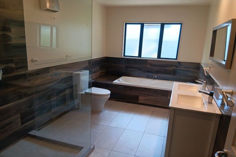 Photo of property in 146 North Parade, Richmond, Christchurch, 8013