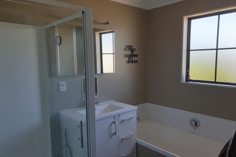 Photo of property in 30 Invercargill Drive, Kelson, Lower Hutt, 5010