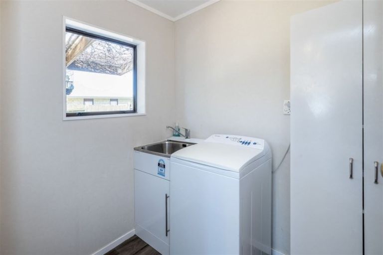 Photo of property in 4 Webb Avenue, Levin, 5510