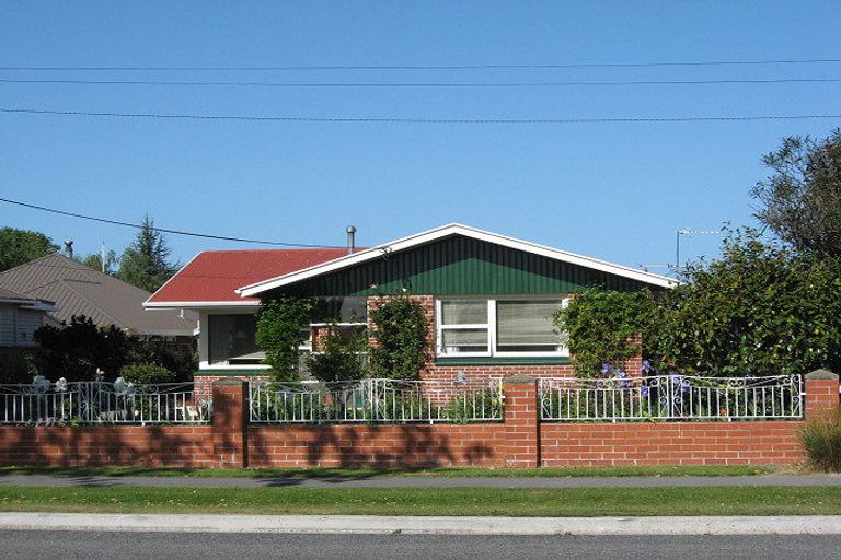 Photo of property in 22 Good Street, Rangiora, 7400