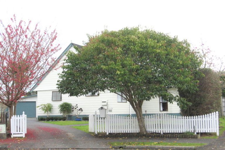 Photo of property in 16 Coleridge Place, Tikipunga, Whangarei, 0112
